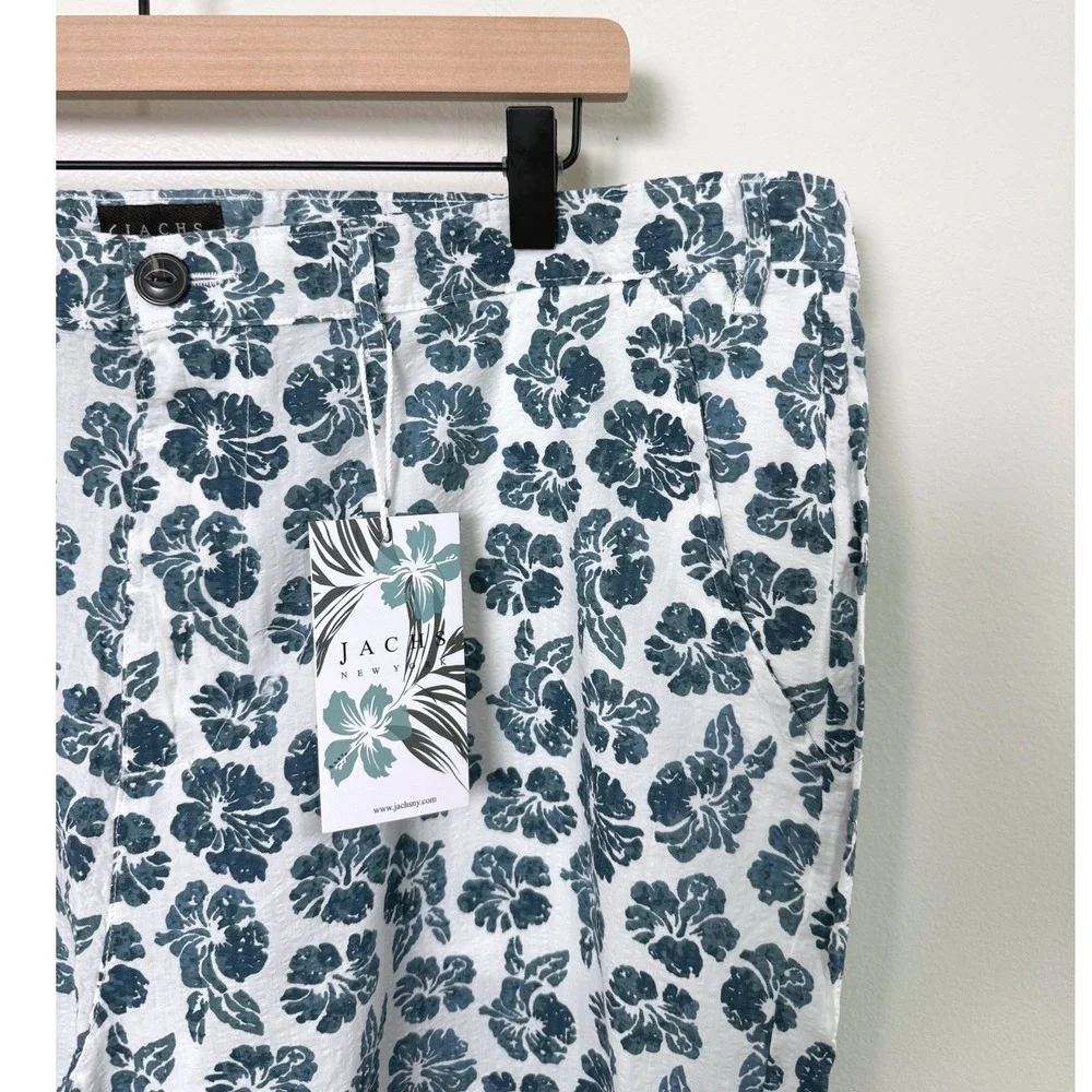 Jachs NY Mens White Blue Floral Seersucker Summer Weight Shorts Size 40 K031-151